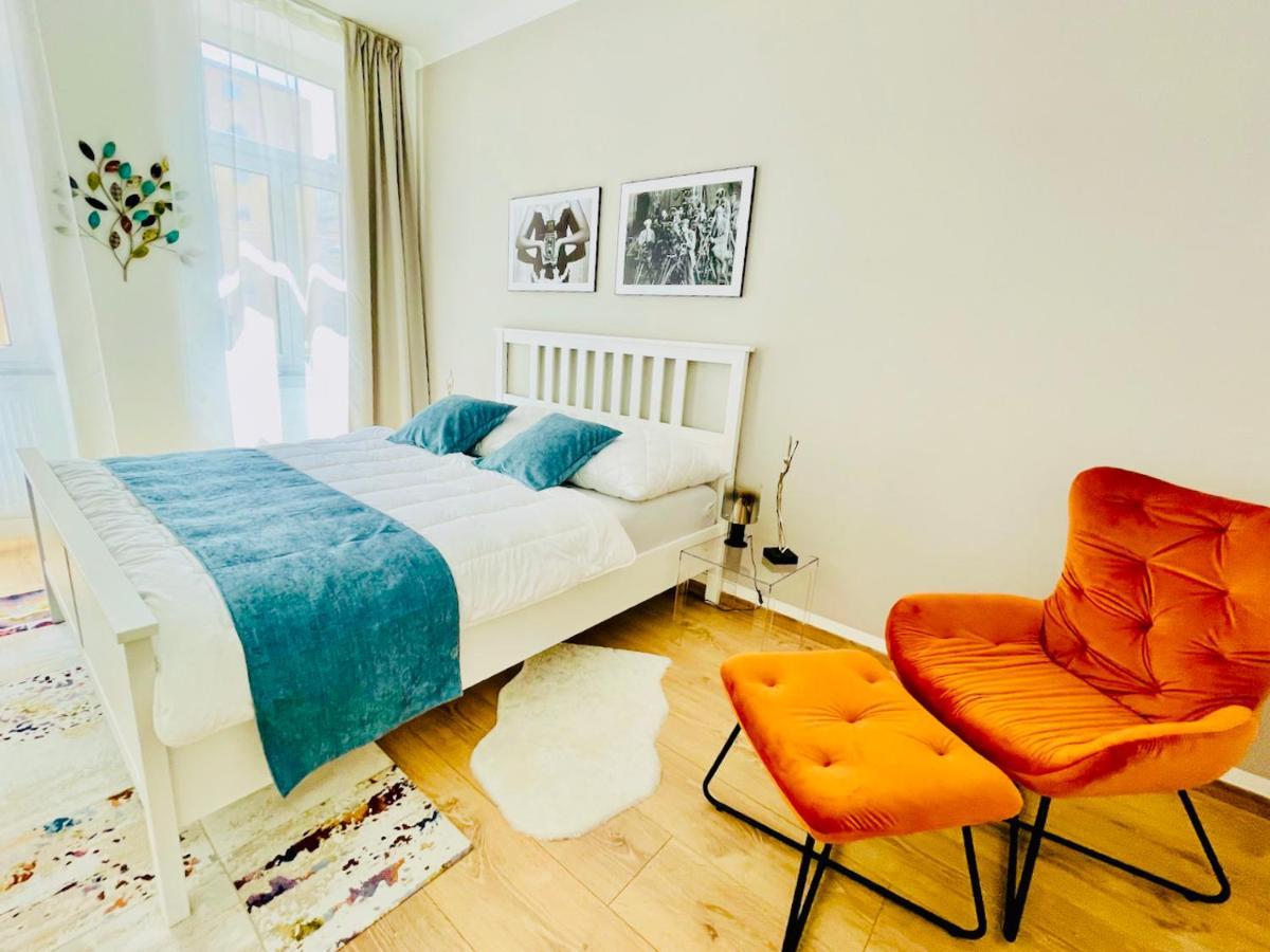 Colorful & Quiet Apartment In Beautiful Viennese Building Exterior foto